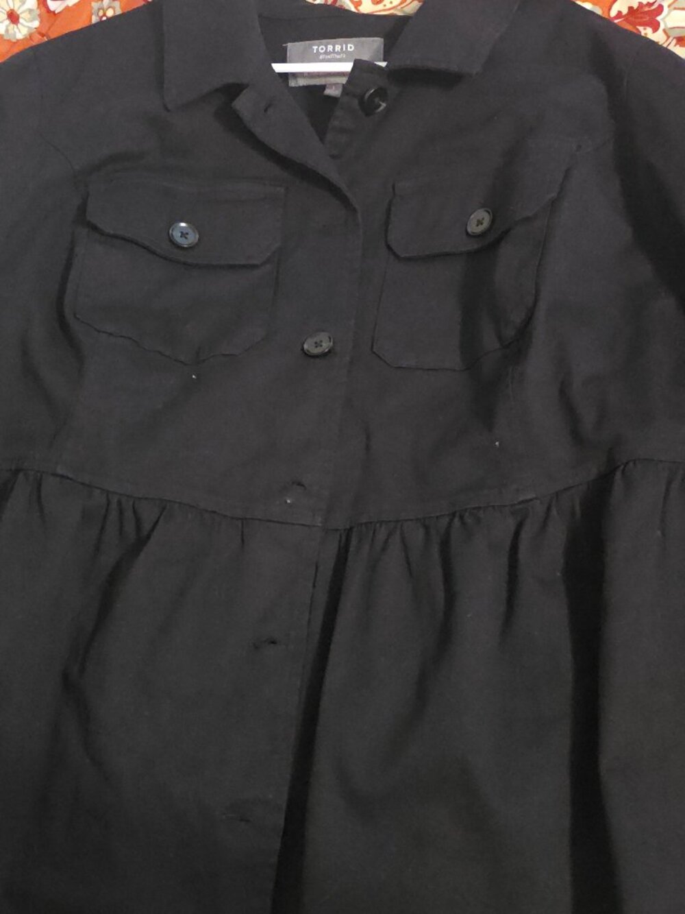 Plus Size - Picture 2 of 14